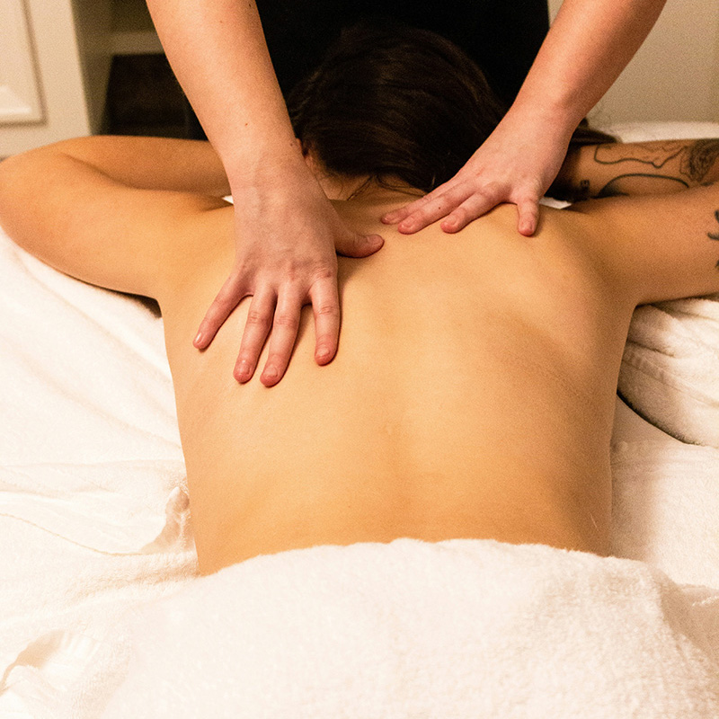 simon-humler--AakIaAPV0w-unsplash-square massage